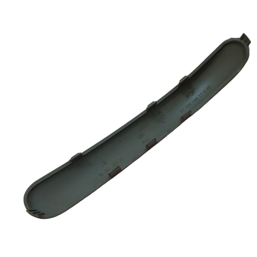 Moldura Puxador Porta Tras Esquerda Xsara Picasso 2001 2010 2