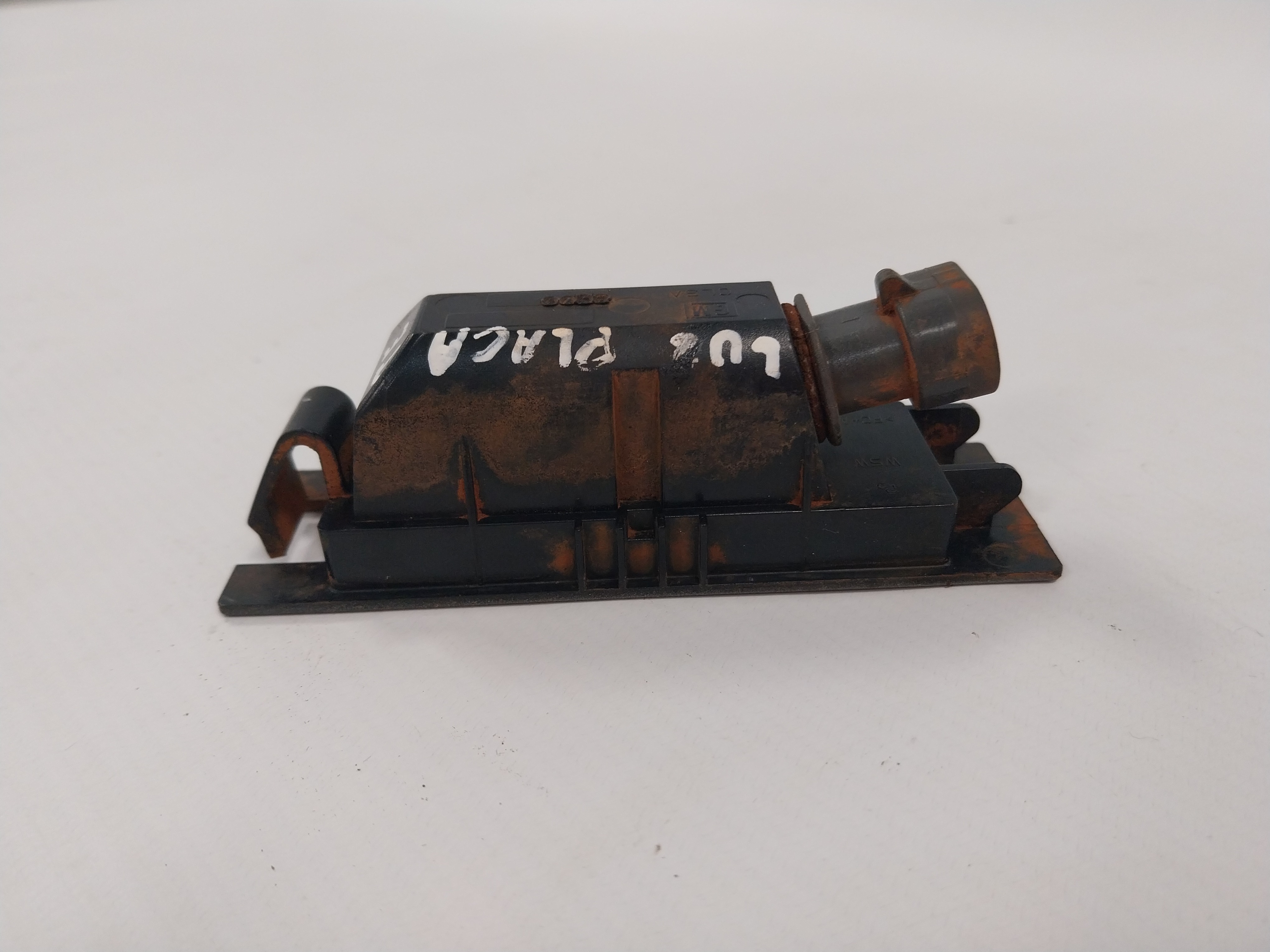 Lanterna Placa Traseira Esquerda Corsa Montana 2002 2012 3