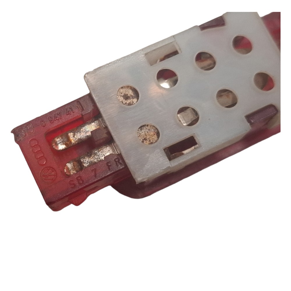 Luz Cortesia Vermelha Porta Tras Direita Audi A3 97 98 2006 6