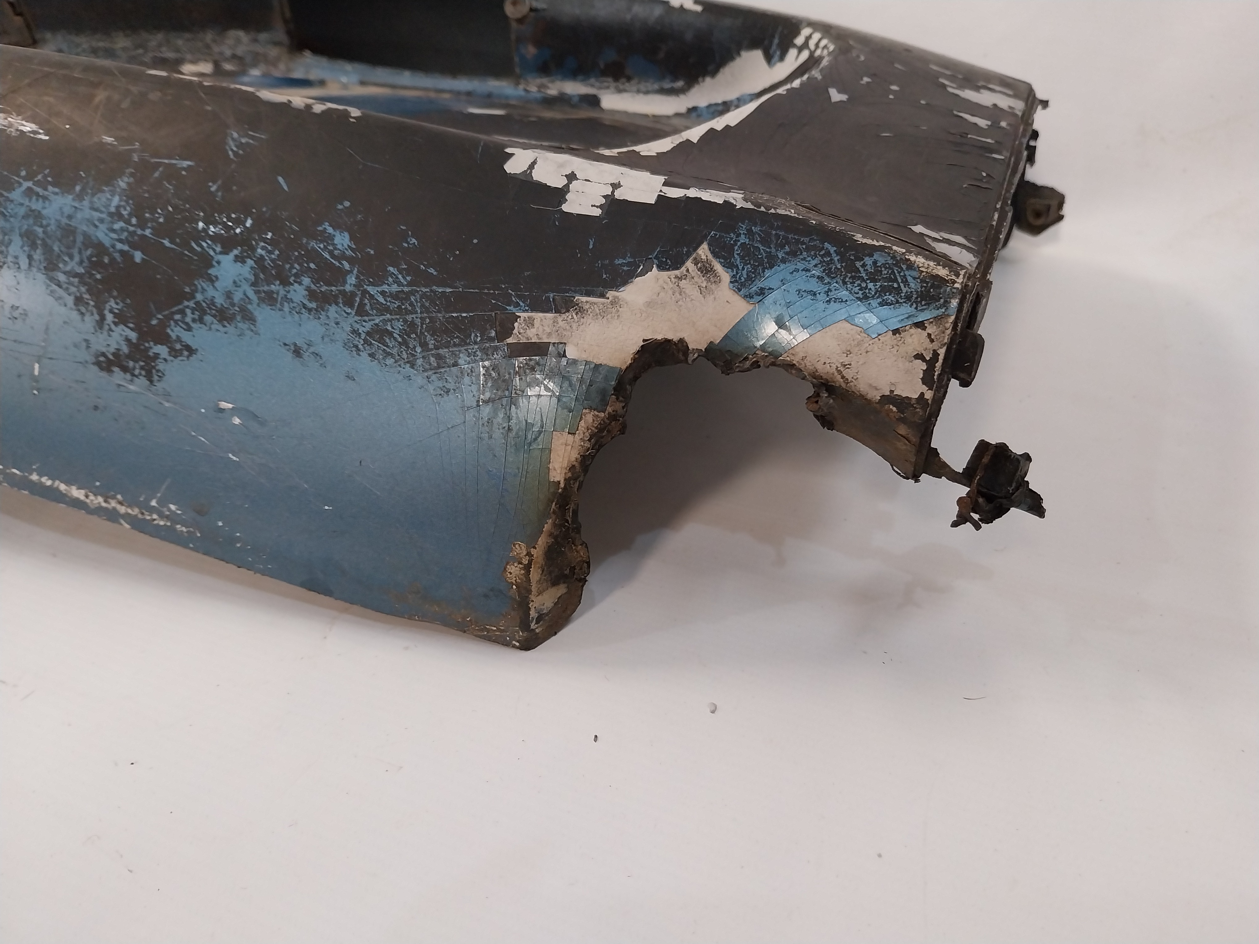 Suporte Parachoque Traseiro Central Ford Ka 97 A 2002 4