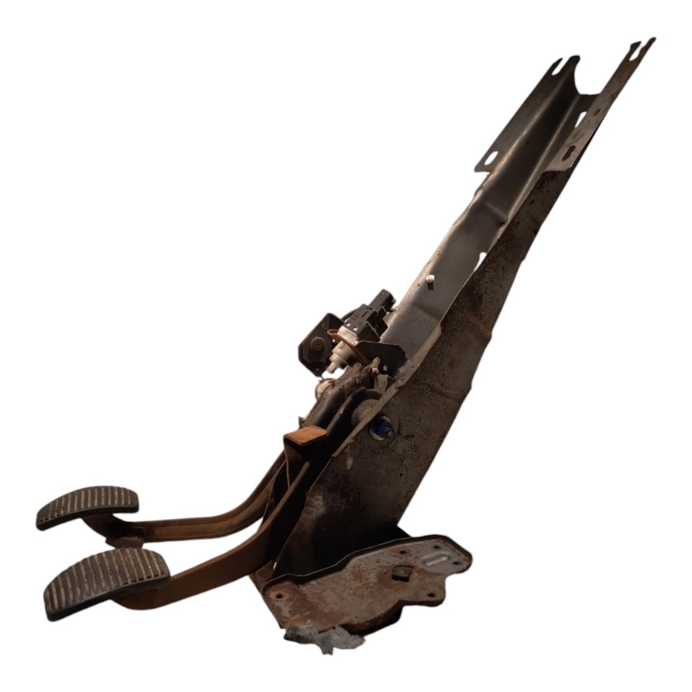 Suporte Pedaleira Fiat Strada Palio Siena 2001 a 2013 2