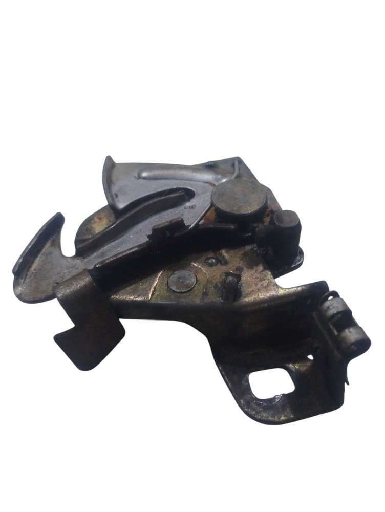 Fechadura Capô Volkswagen Gol Bola 1.6 8v AP 1997 1998 99 00 3
