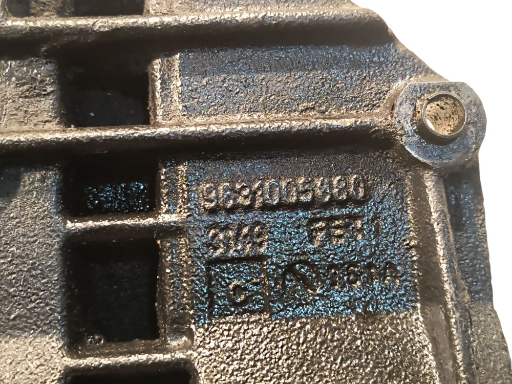 Suporte Compressor Ar Condicionado Peugeot 206 207 1.4 1.6 5