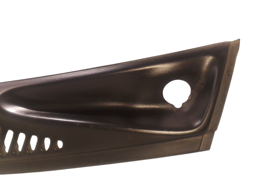 Grade Churrasqueira Parabrisa Vw Gol 1.6 AP 97 A 00 Direito 6