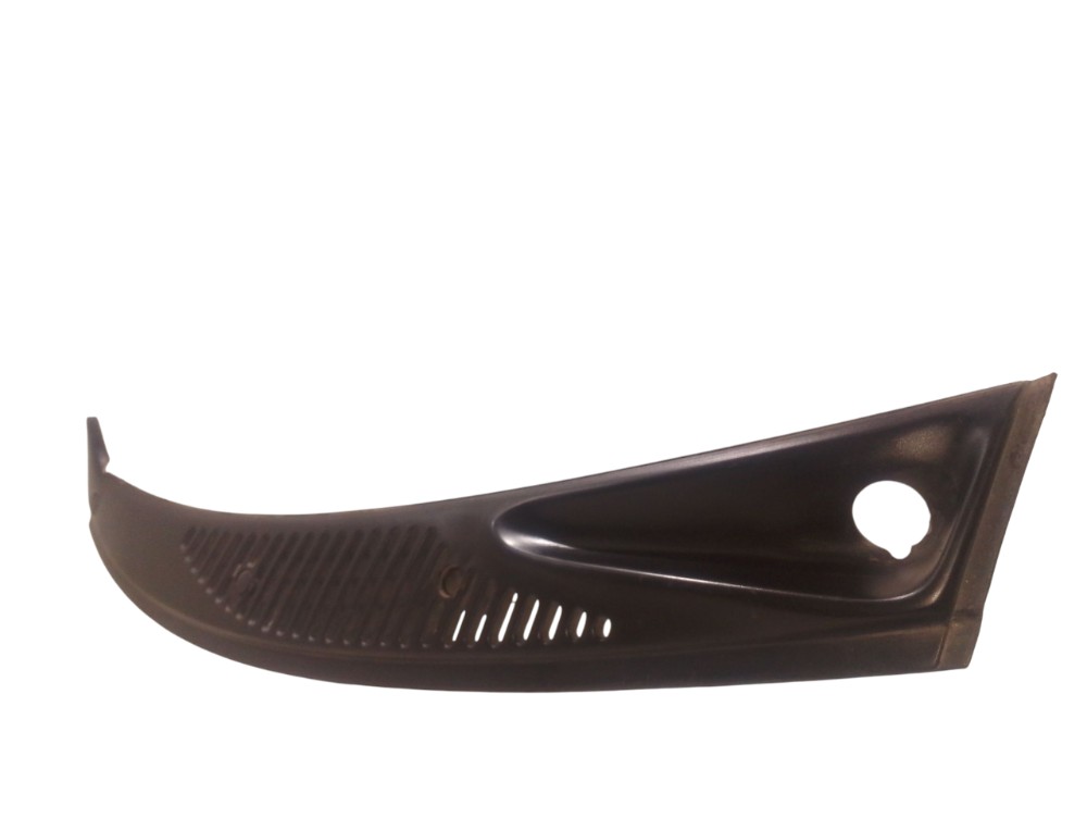 Grade Churrasqueira Parabrisa Vw Gol 1.6 AP 97 A 00 Direito 2