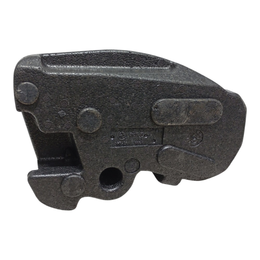 Isopor Ferramentas Porta Malas Engate Reboque Bmw 118i 2014 5