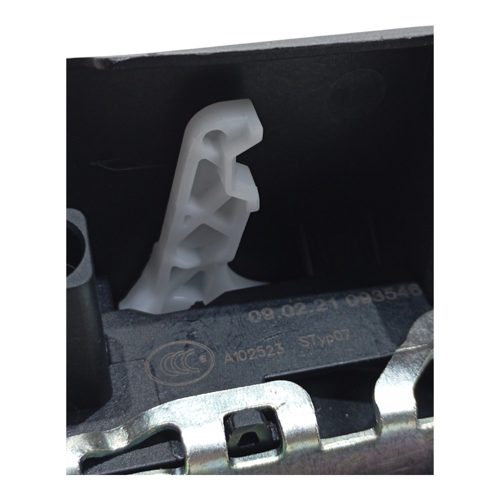Fechadura Tampa Traseira Volkswagen Nivus Highline 1.0 2021 3