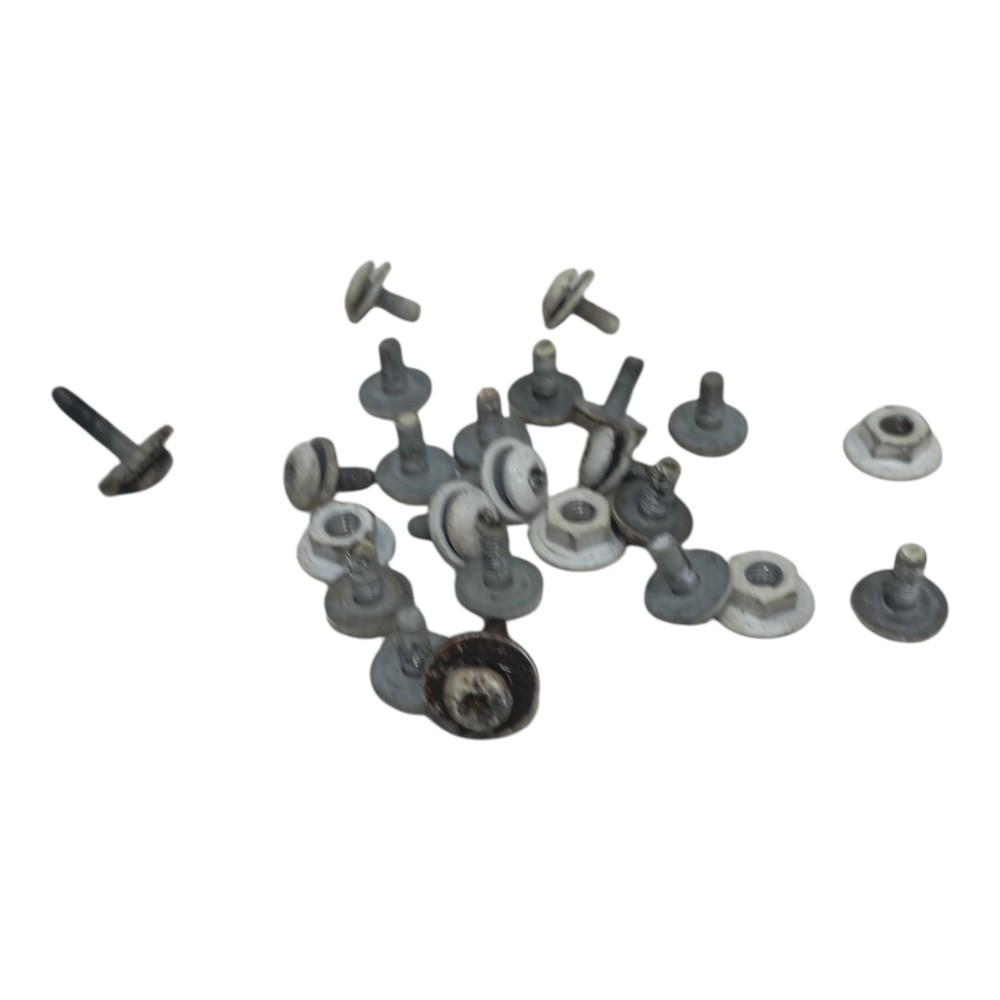Kit Jogo Parafuso Paralama Dianteiro Dir Audi A3 2.0 T 2011