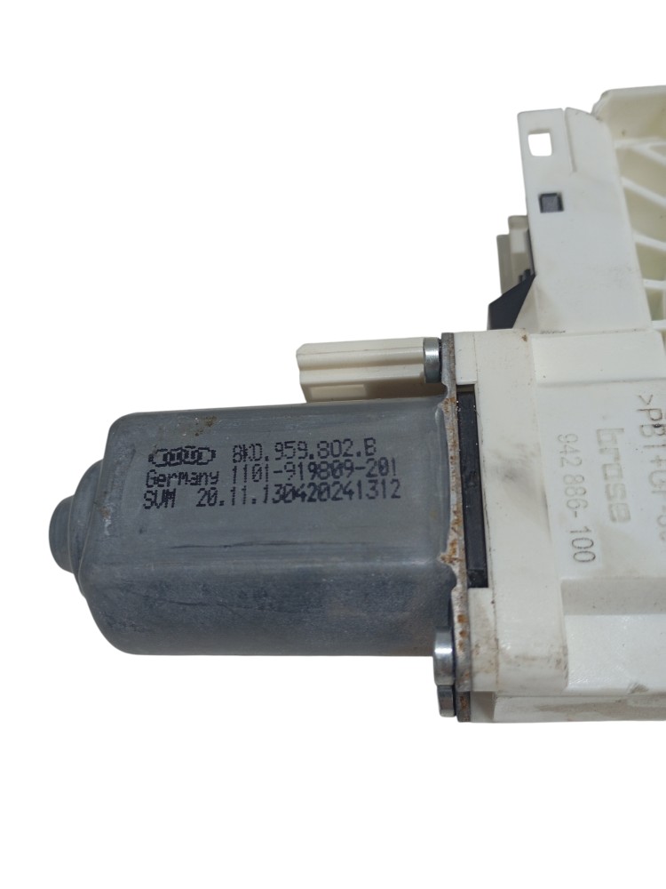 Motor Vidro Elétrico Dianteiro Direito Vw Tourag 4.2 2014 2