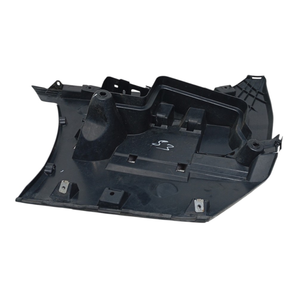 Guia Parachoque Traseiro Direito Bmw 528i 535i 550i 2014 F10