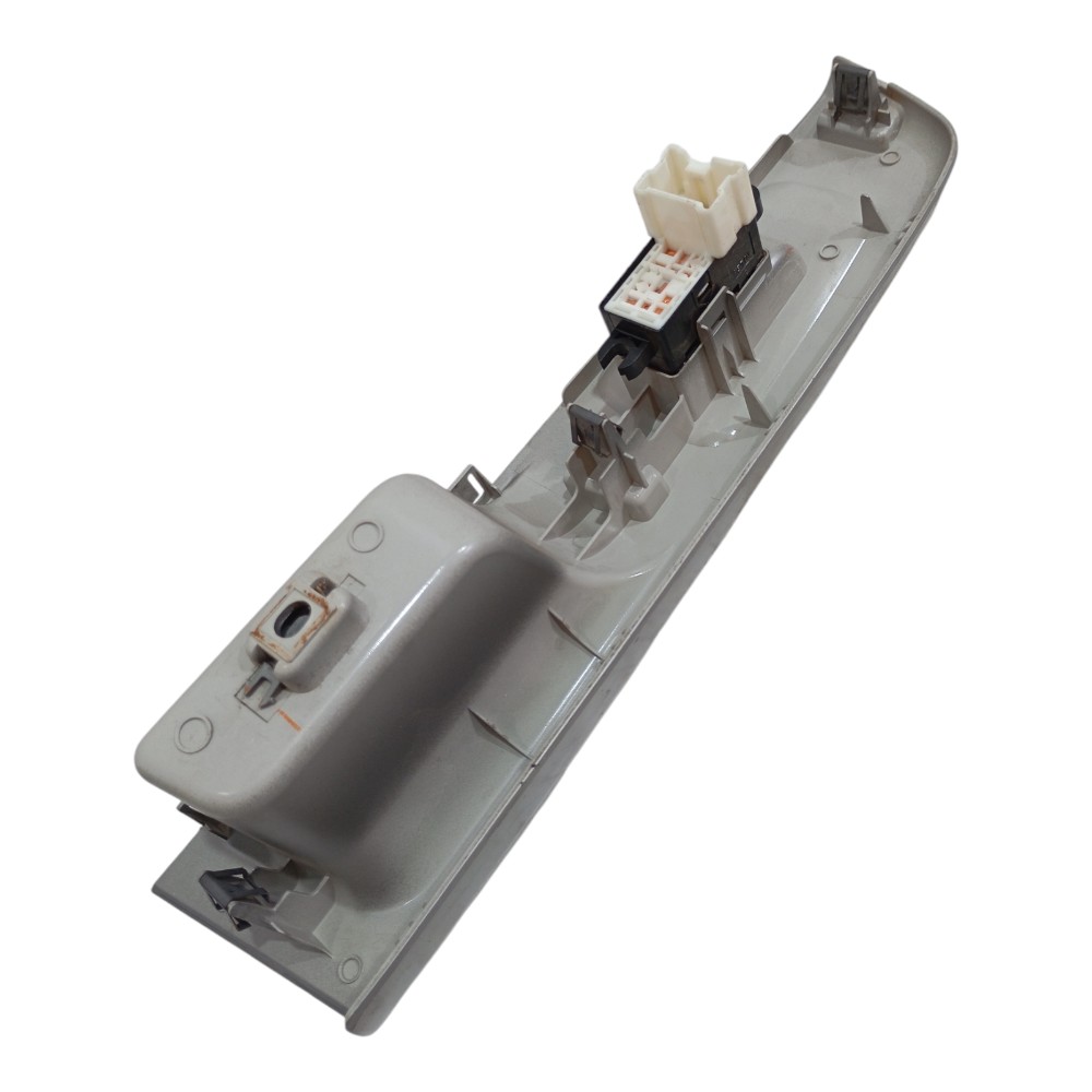 Moldura Comando Vidro Traseiro Direito Subaru Forester 2010 4