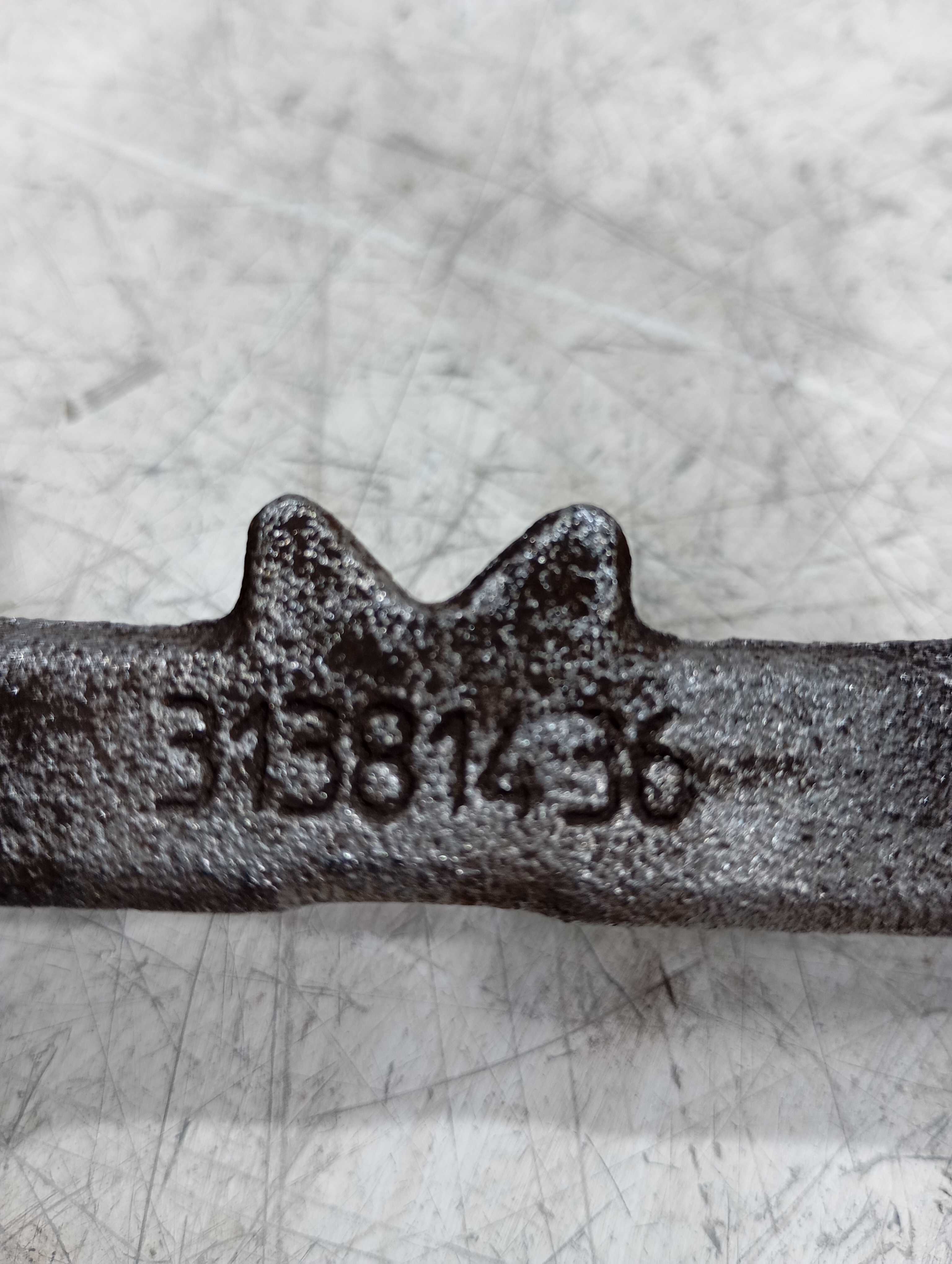 Suporte Pinça Freio Traseiro Direito Volvo Xc60 2.0 T8 2022 2