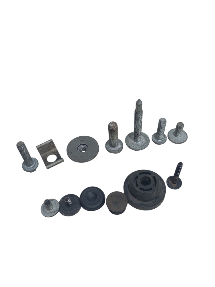 Kit Jogo Parafuso Interno E Externo Bmw 320i 2.0 2017 2018 4