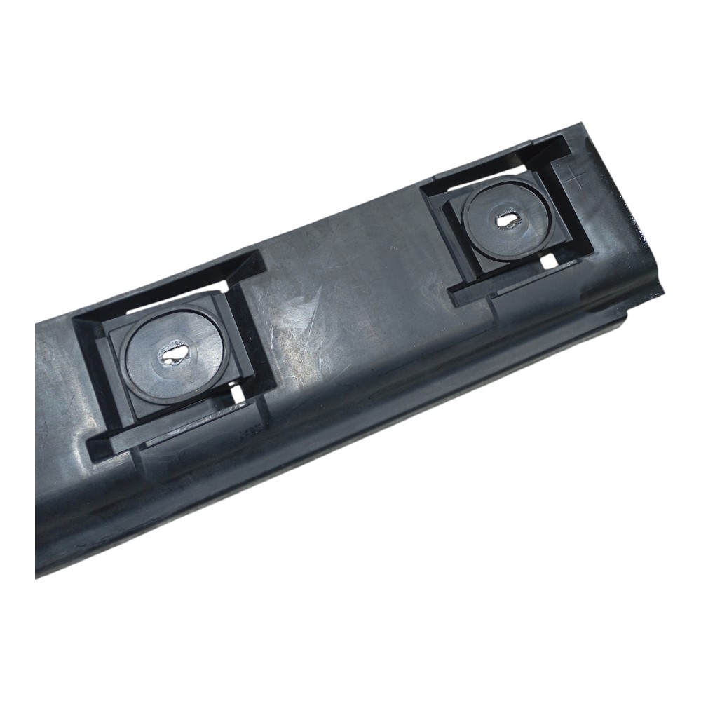 Guia Parachoque Traseiro Esquerdo Volkswagen Jetta 2.5 2007 7