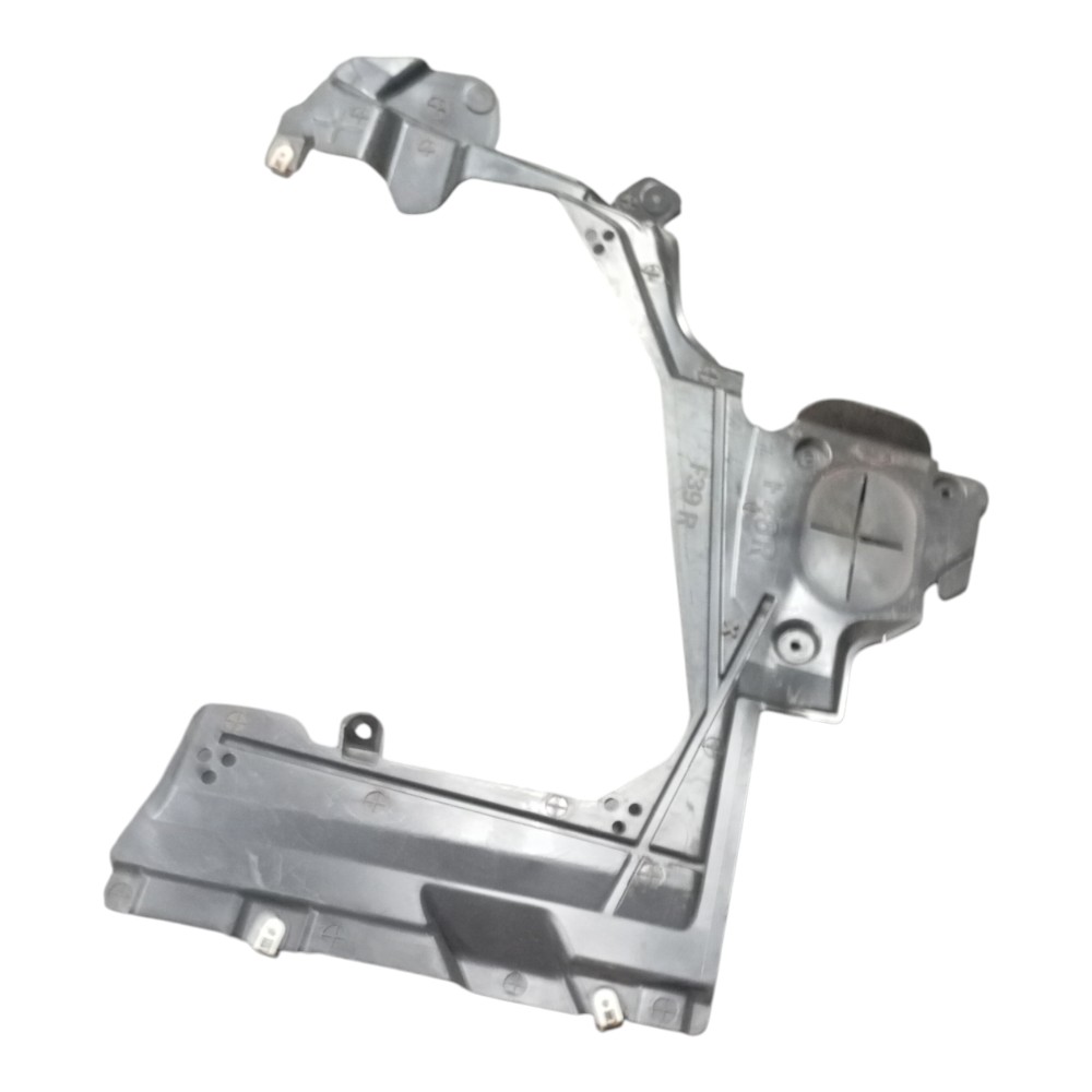 Protetor Direito Tanque Bmw X1 2.0 2018 5