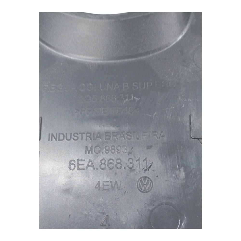 Moldura Coluna Central Esquerda Volkswagen Nivus 1.0 T 2022 2