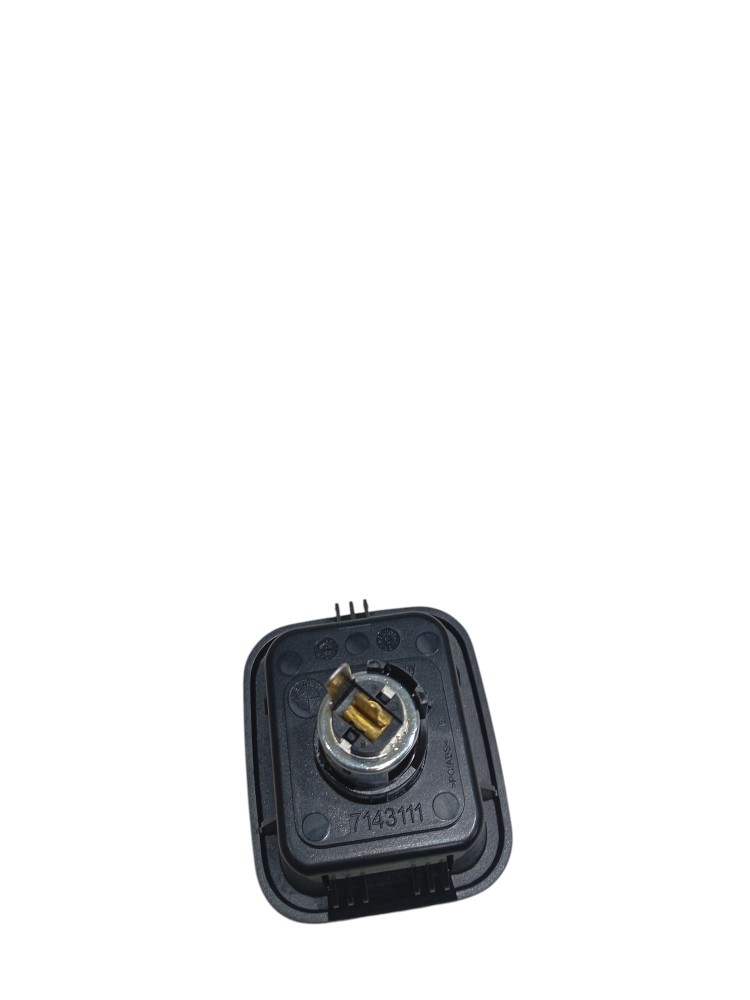 Moldura Acendedor Painel Tomada 12v Bmw 320i 2.0 2013 2018 4