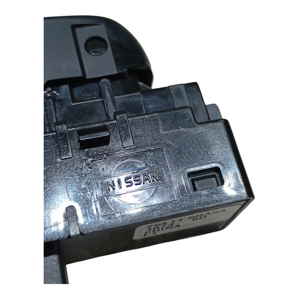 Botão Vidro Elétrico Dianteiro Direito Nissan Kicks 1.6 2024 4