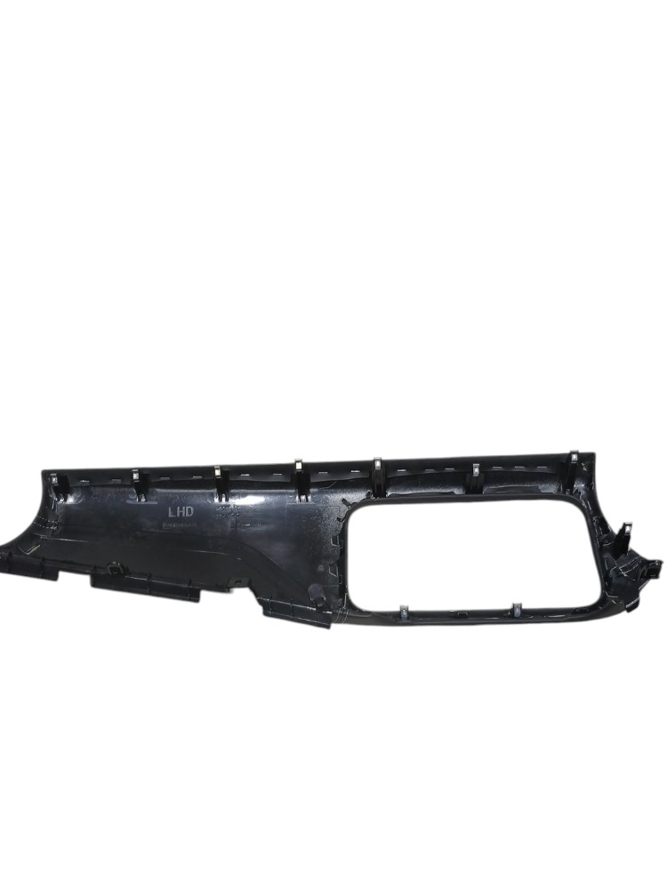 Moldura Painel Multimidia Nissan Kicks 1.6 2024 2