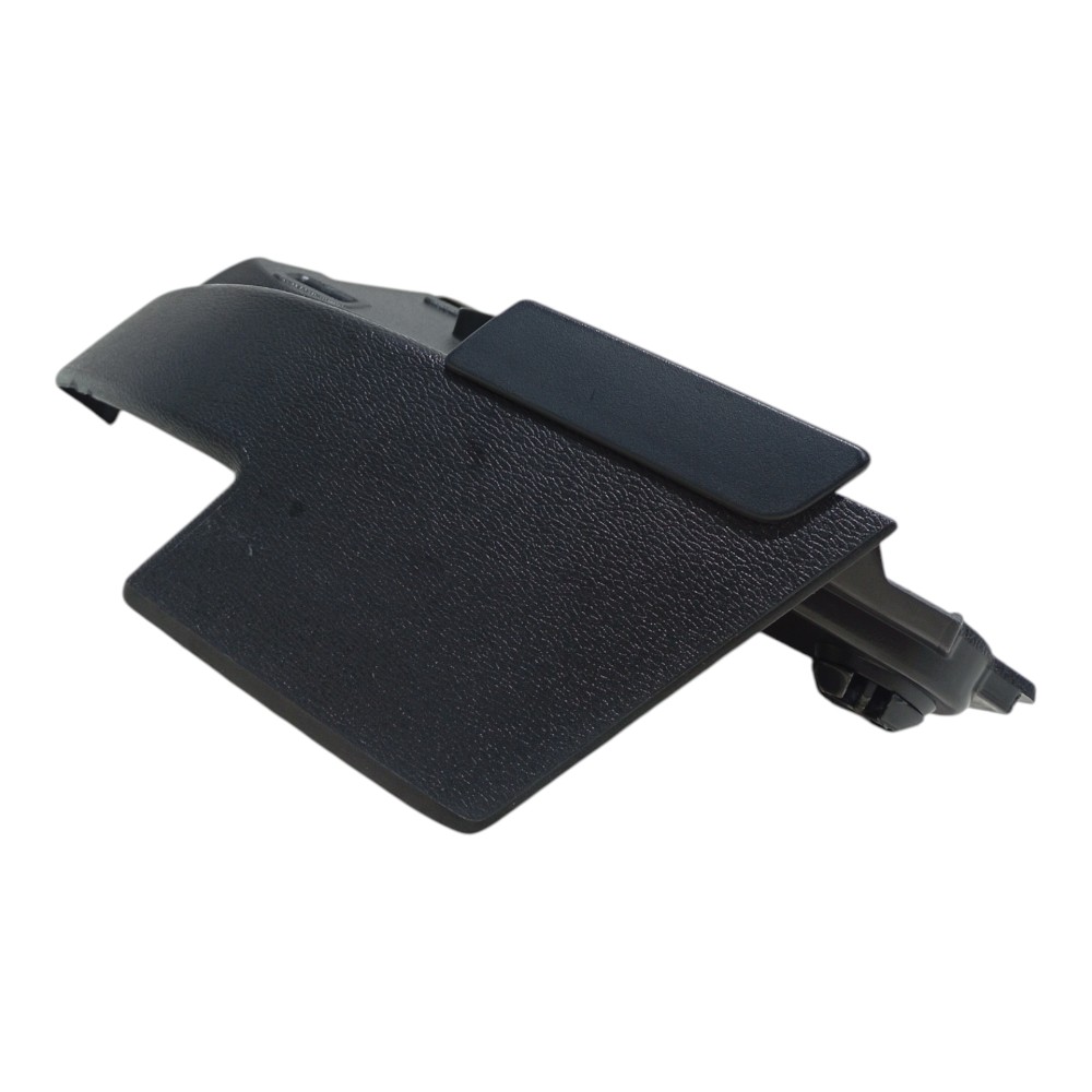 Acabamento Direito Porta Malas Volvo Xc60 2.0 Recharge 2022 4