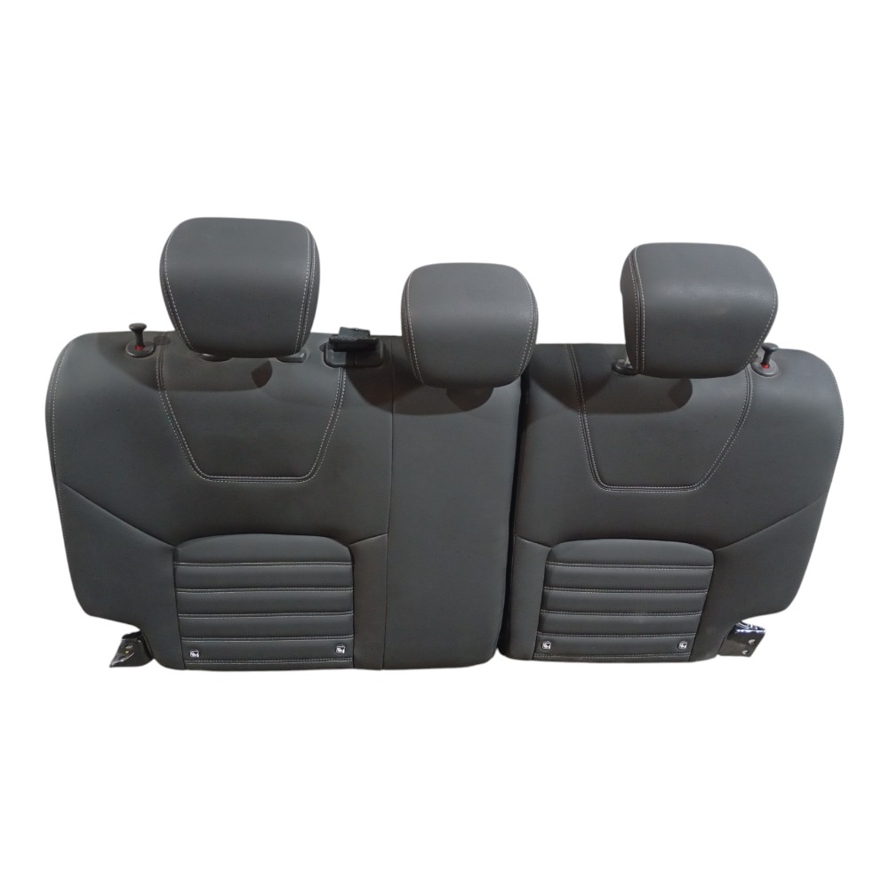 Jogo De Bancos Com Detalhe Original Nissan Kicks 1.6 2024 9