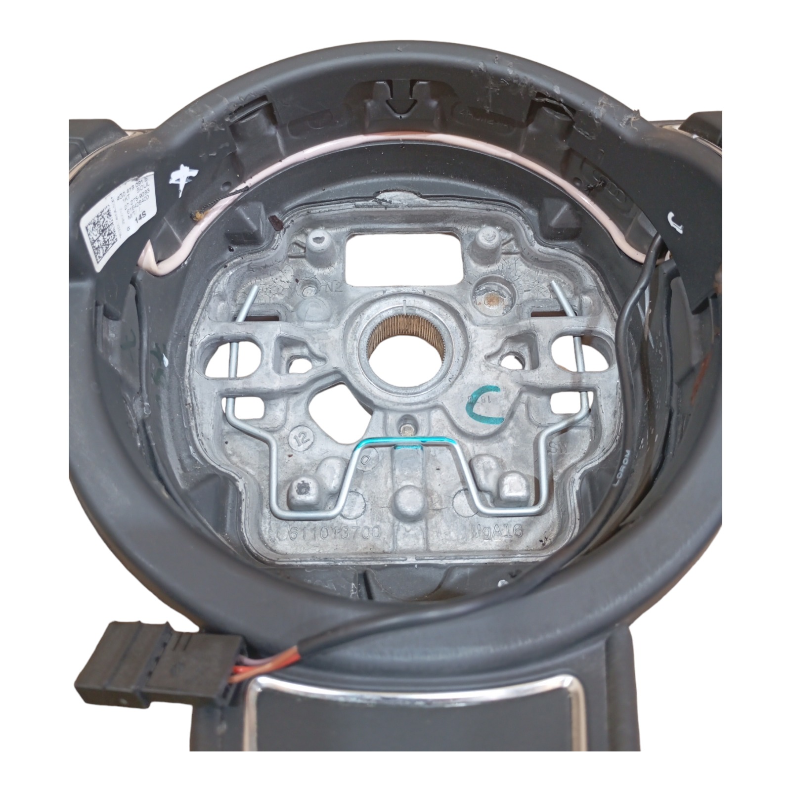Volante Direção Audi A1 1.4 Tfsi 2012 2013 Cod 4g0419091 Preto 2