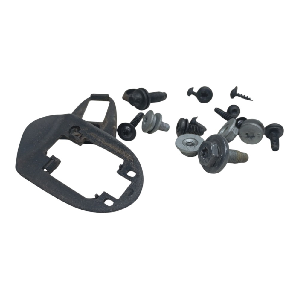 Kit Jogo Parafuso Porta Traseira Direita Bmw X1 2.0 2011 E84