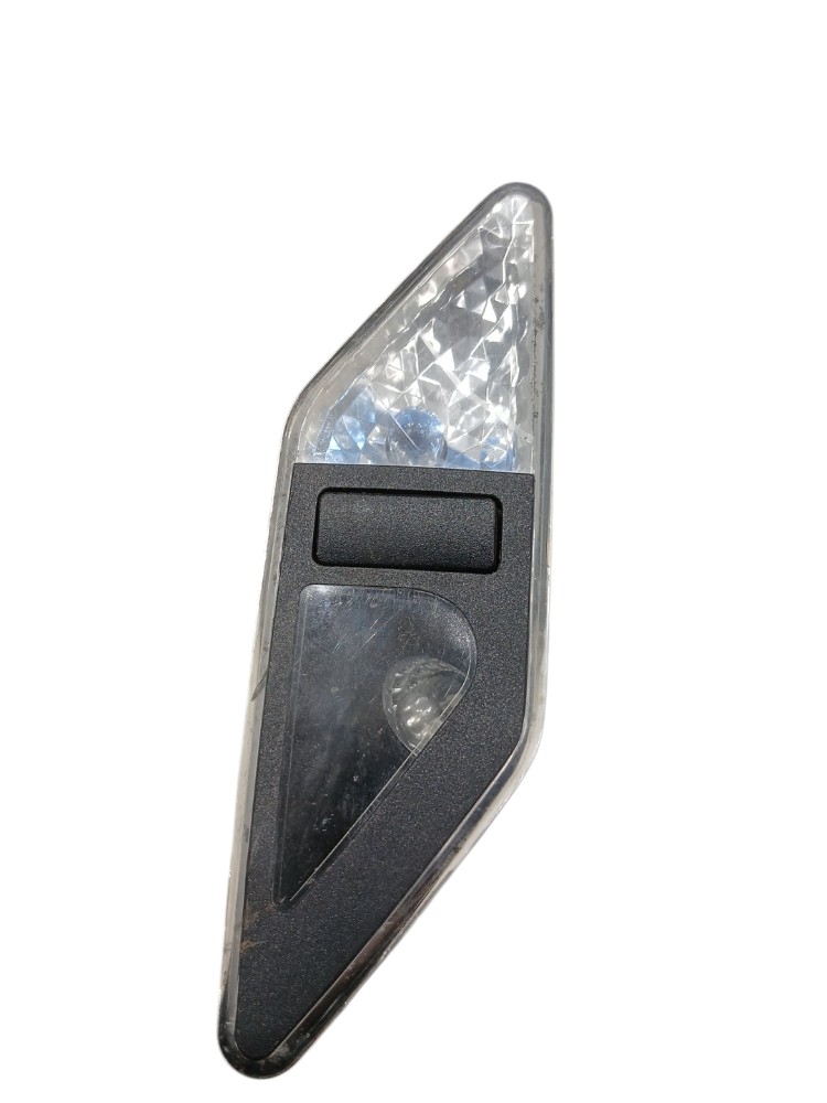 Luz Cortesia Traseira Direita Bmw 323i 2.5 E46 2000 2003 5
