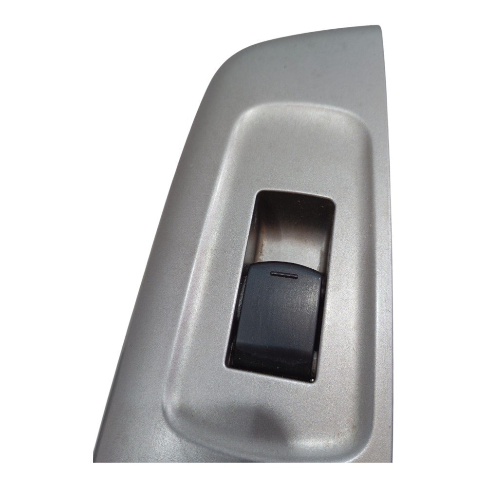 Moldura Comando Vidro Traseiro Direito Subaru Forester 2010 6