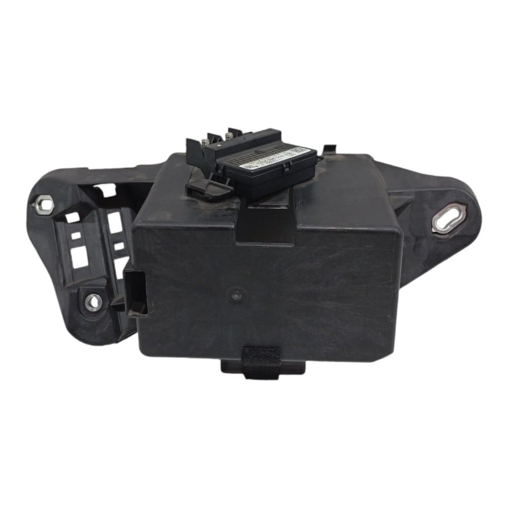 Suporte Caixa Bateria Auxiliar Mercedes Benz A250 2.0 2015 3