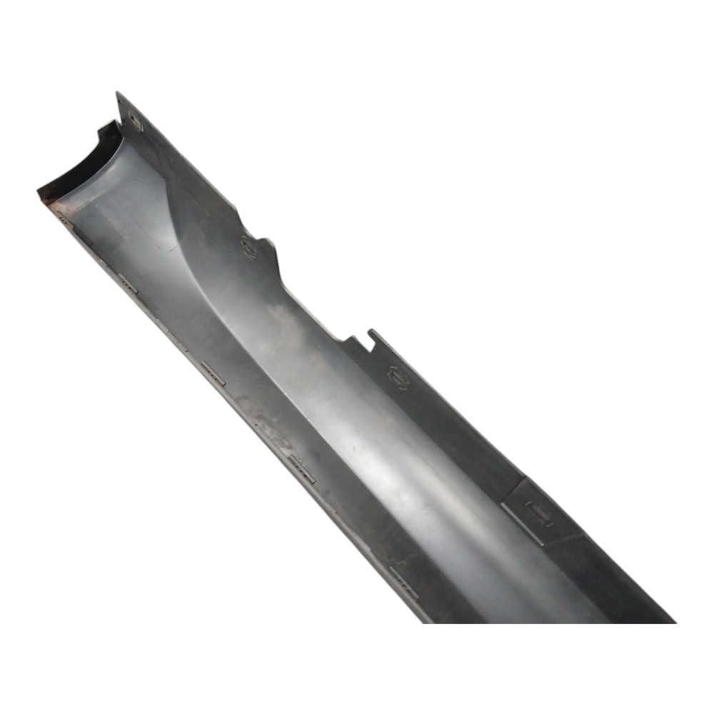 Spoiler Lateral Direito Bmw X1 2.0 Turbo 2013 2014 2015 E84 6