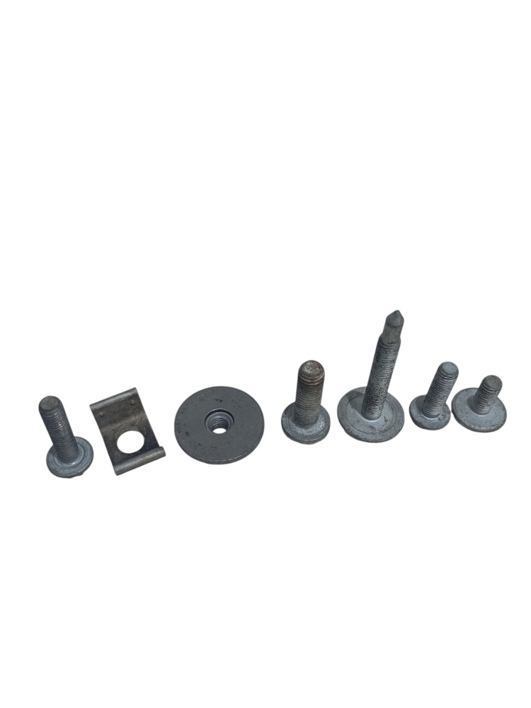 Kit Jogo Parafuso Interno E Externo Bmw 320i 2.0 2017 2018 2