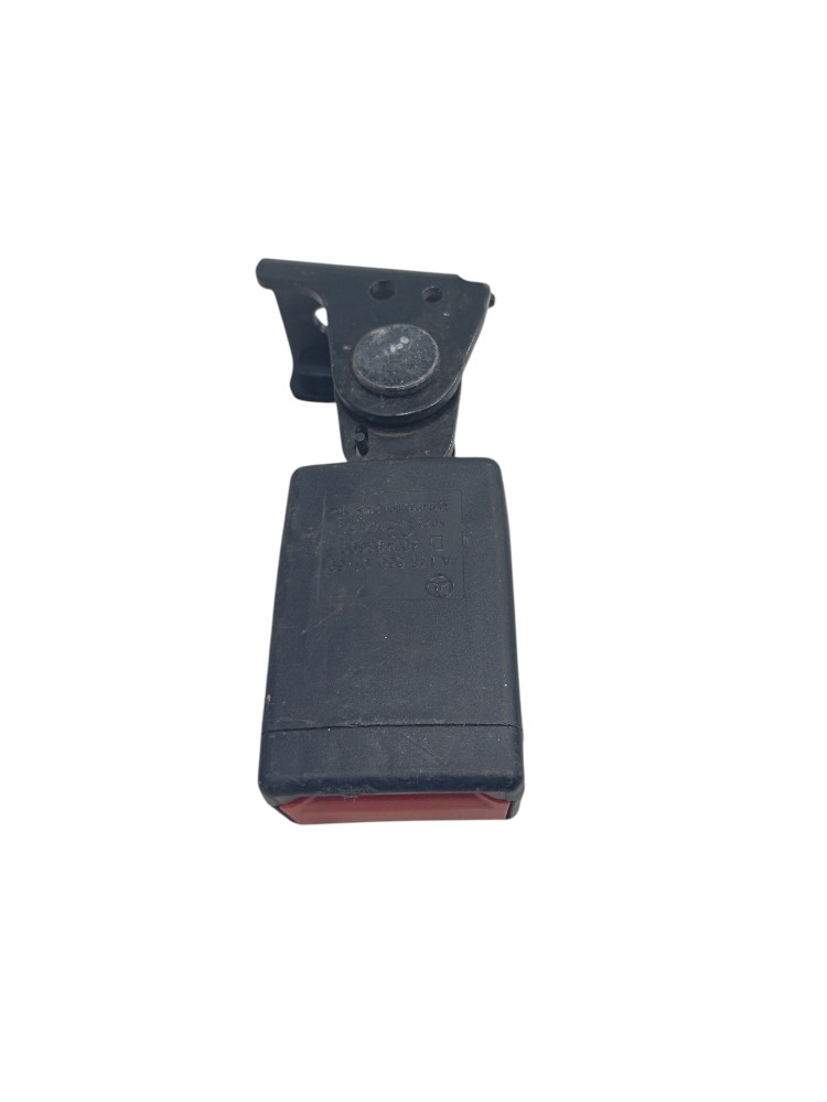 Engate Cinto Traseir Esq Mercedes Benz A250 2.0 2015 usado