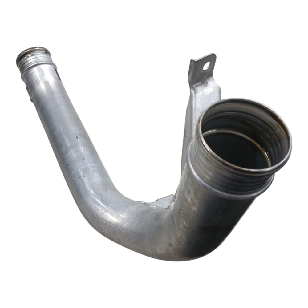 Tubo Duto Intercooler Volvo Xc60 2.0 Recharge T8 Awd 2022 4