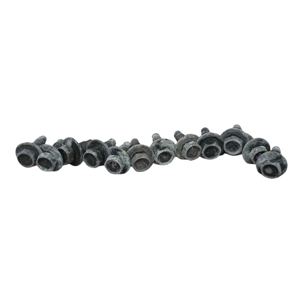 Kit Parafuso Alma Parachoque Dianteiro Nissan Kicks 1.6 2022
