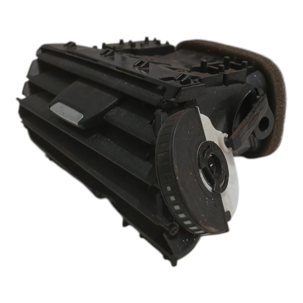 Difusor De Ar Esquerdo Bmw X1 2.0 F48 2016 2017 2018 2019 3