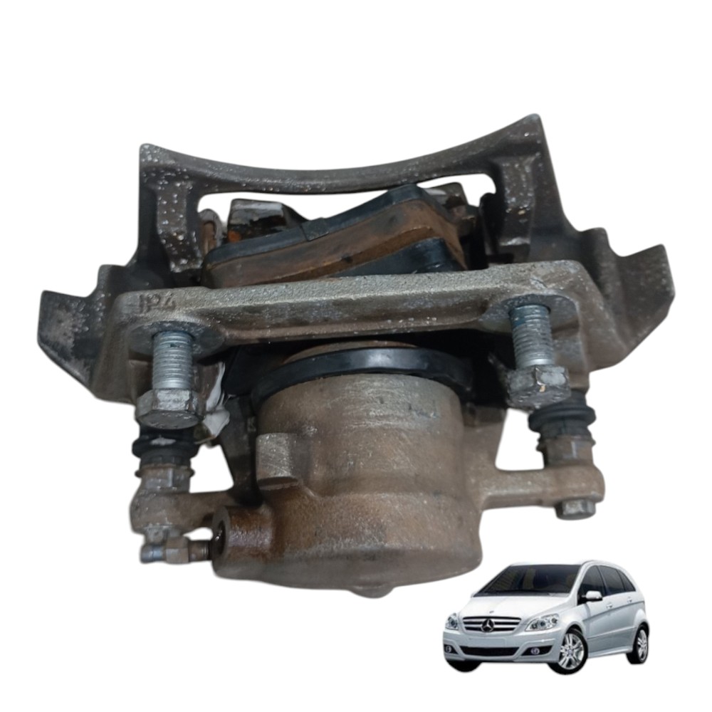 Pinça de freio dianteiro esquerdo Mercedes Benz b180 2011