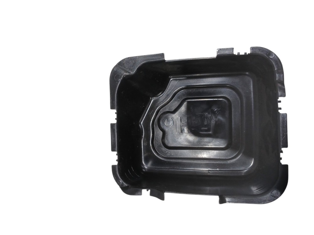 Tampa Suporte Cinto Traseiro Dir Hyundai Ix35 2.0 2015 2016 4