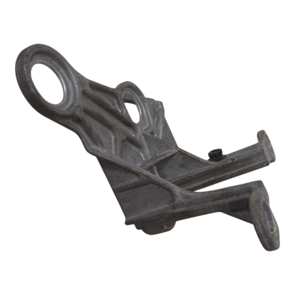 Suporte Bomba Abs Dianteiro Esq Mercedes-benz C180 1.6 2014