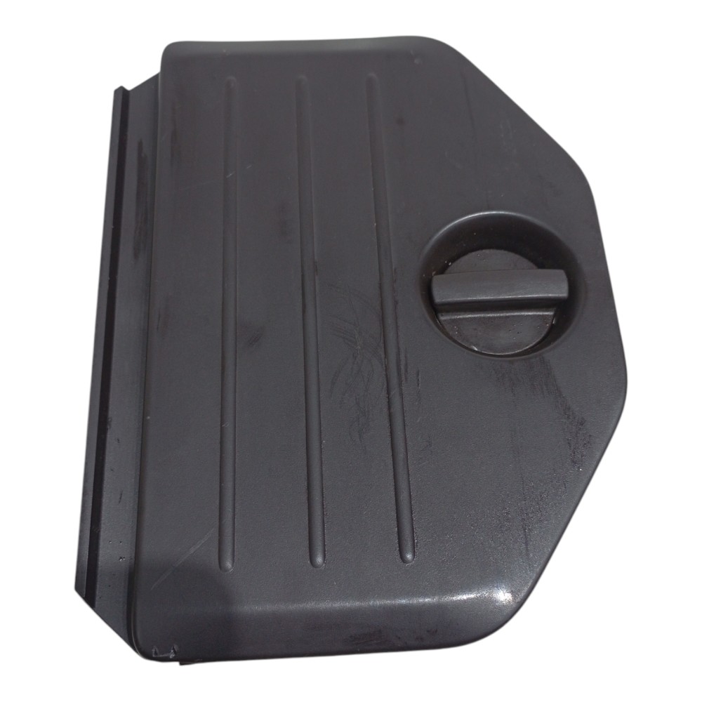 Tampa Acabamento Escotilha Porta Malas Vw Touareg 4.2 2013 1