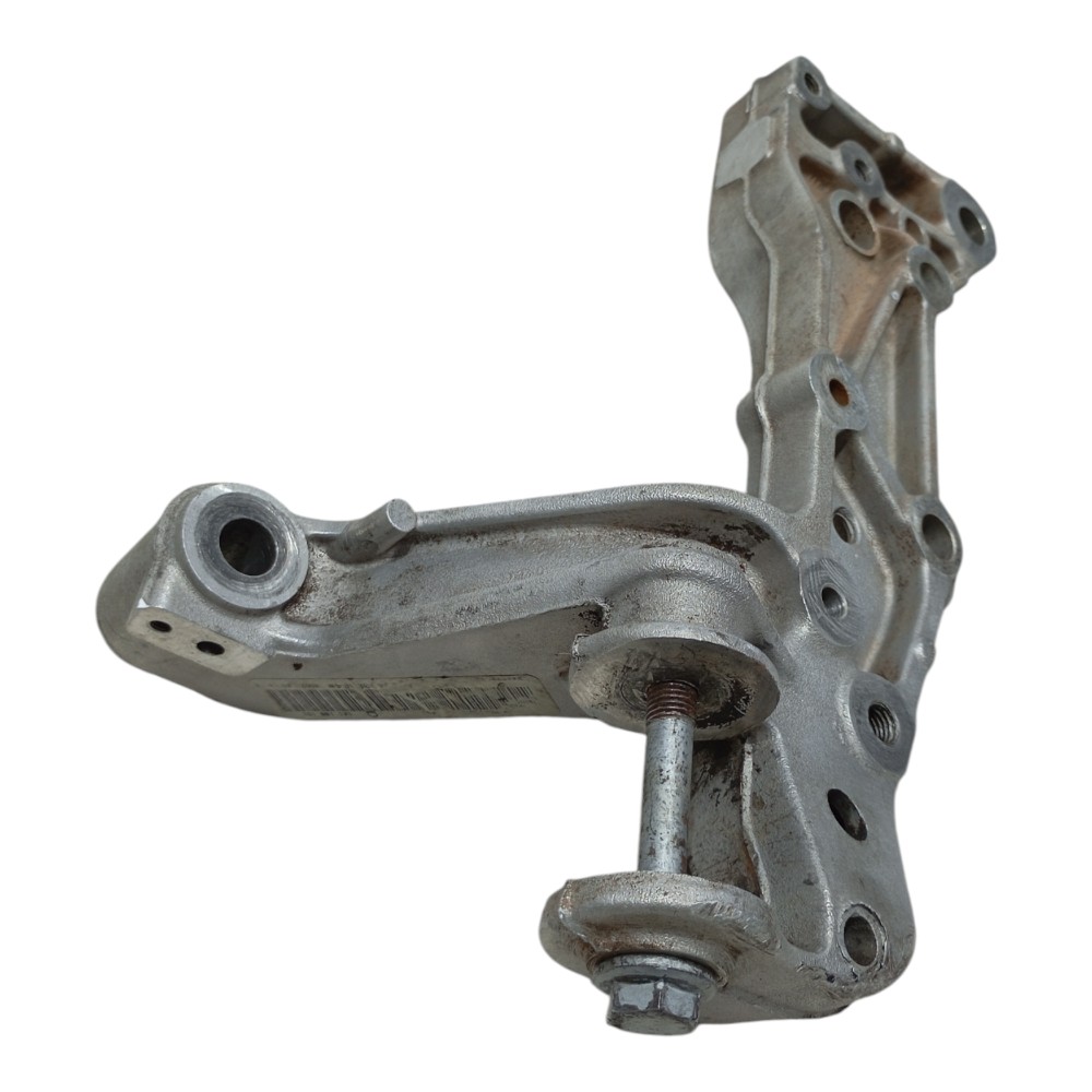 Suporte balança dianteira esquerda Volkswagen Jetta 2.5 2007 7