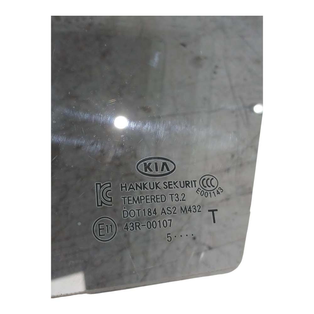 Vidro Fixo Lateral Traseiro Direito Kia Sportage 2.0 2016 2