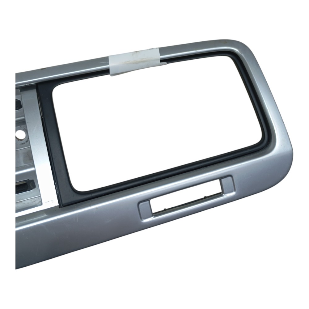 Moldura Painel Dir Difusor Ar Volkswagen Touareg 4.2 V8 2013 1