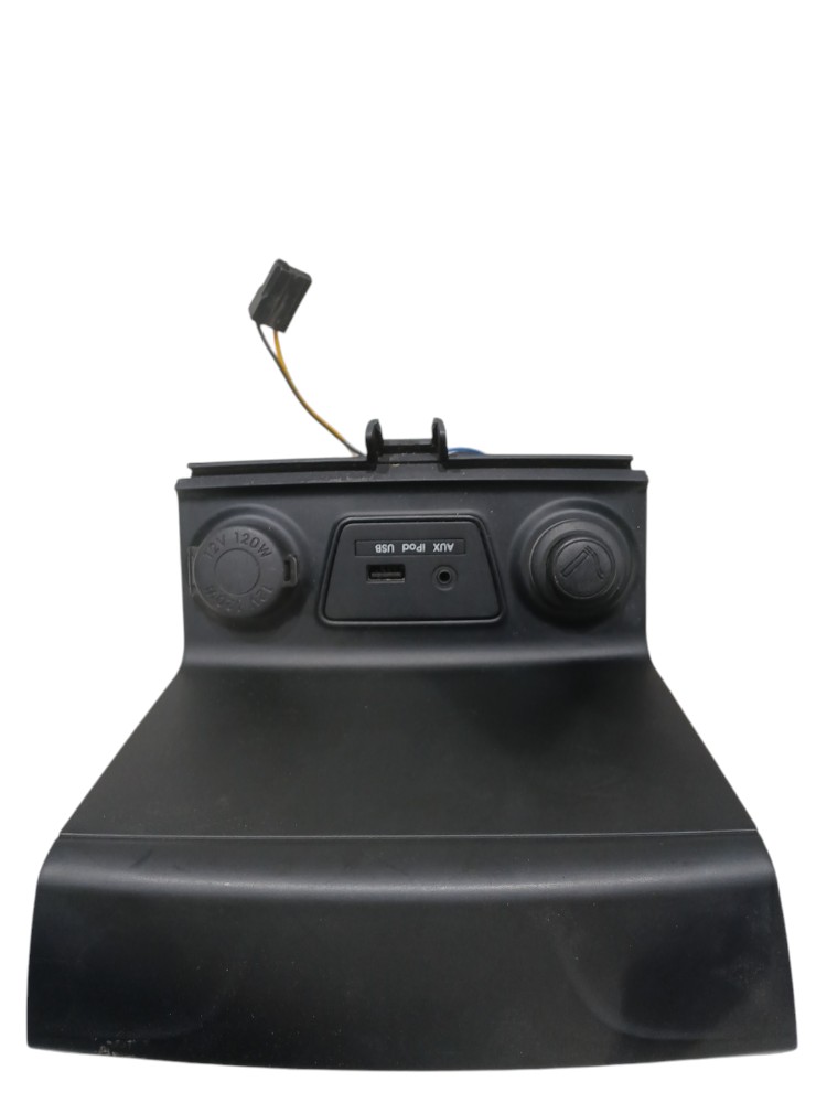 Moldura Console Central Entrada Usb Hyundai Ix35 2.0 2016 2