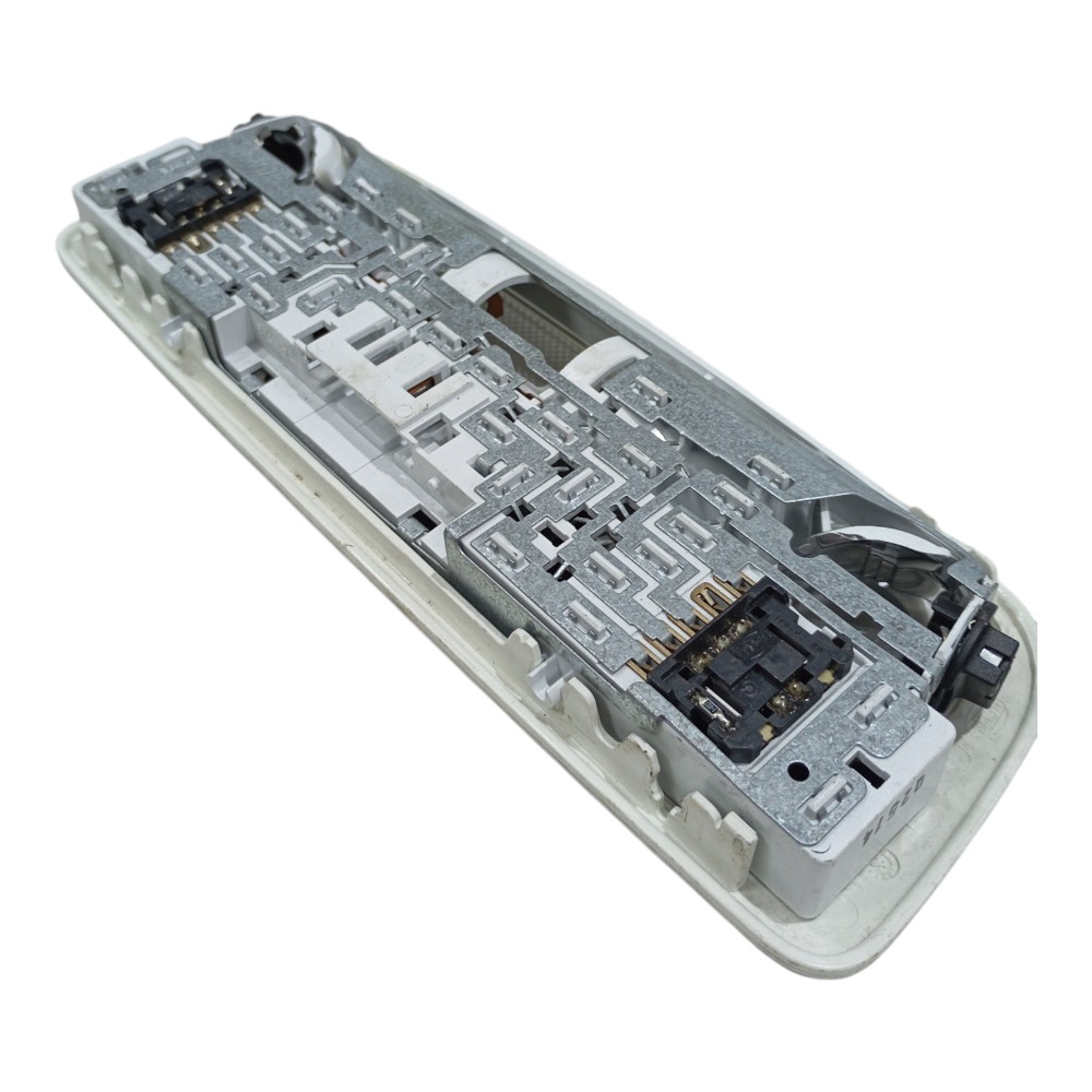 Luz Cortesia Teto Traseiro Mercedes Benz A250 2.0 T 2015 6