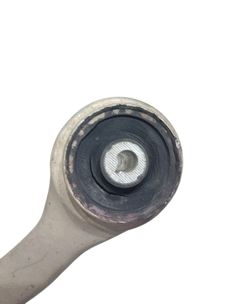 Braço Suspensão dianteiro direito BMW 118i 1.6 Turbo 2014 6