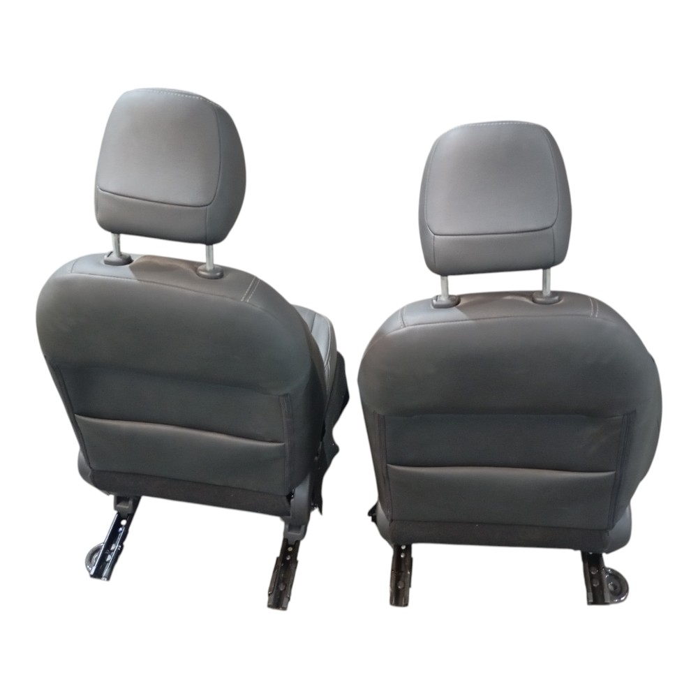 Jogo De Bancos Com Detalhe Original Nissan Kicks 1.6 2024 10