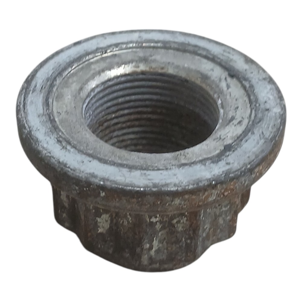 Porca Cubo De Roda Dianteiro Vw Touareg 4.2 V8 Fsi 2013 3
