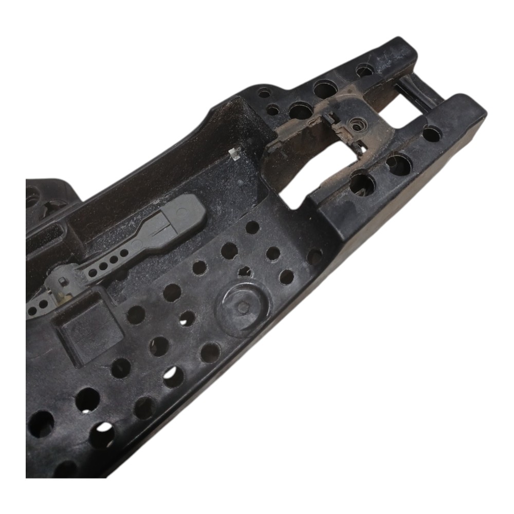 Suporte Maçaneta Externa Traseira Esquerda Audi Q3 2.0 2014 Preto Traseira 5