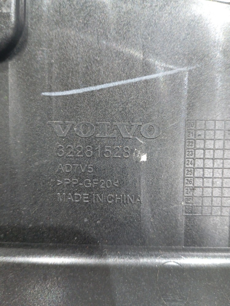 Suporte Módulo Ecu Volvo Xc60 2.0 Recharge T8 Awd 2022 2